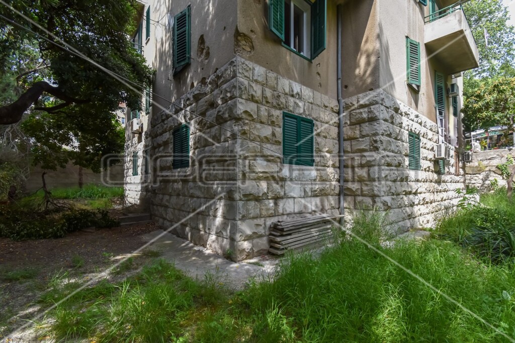 Image 6158111 - 23