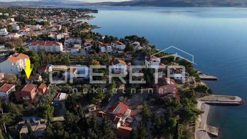 Kuća sa više stambenih jedinica, 150m do mora, Starigrad Paklenica