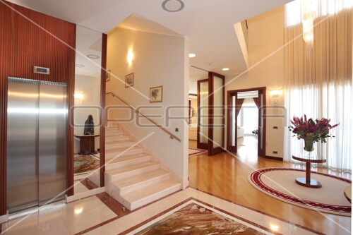 Thumbnail 6158240 - 16