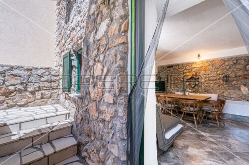 Thumbnail 6158241 - 9