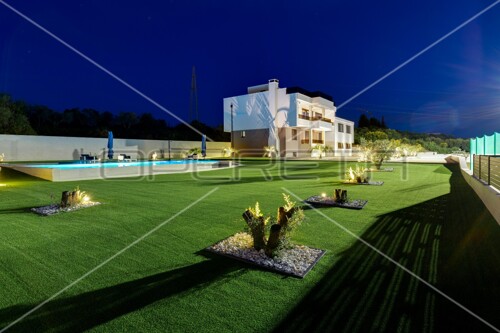 Thumbnail 6158258 - 4