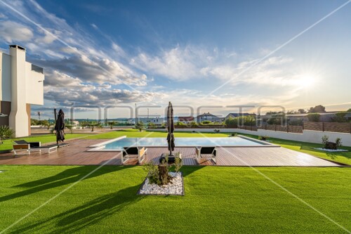 Thumbnail 6158258 - 3