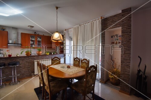 Thumbnail 6158315 - 7