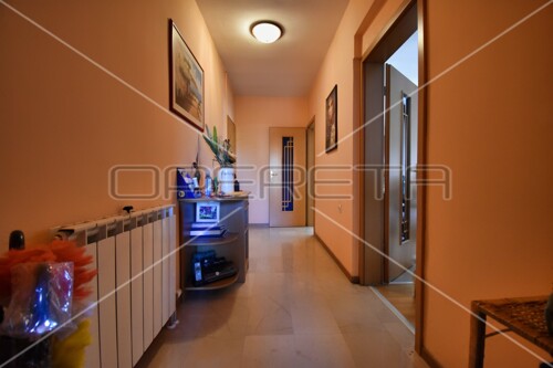 Thumbnail 6158315 - 11