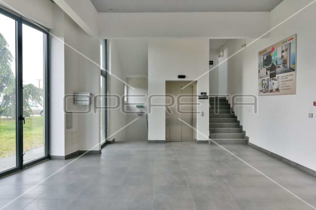Image 6158376 - 5
