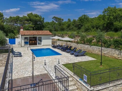 Istra, Labin - rustikalna vila s pogledom na more, 260 m2