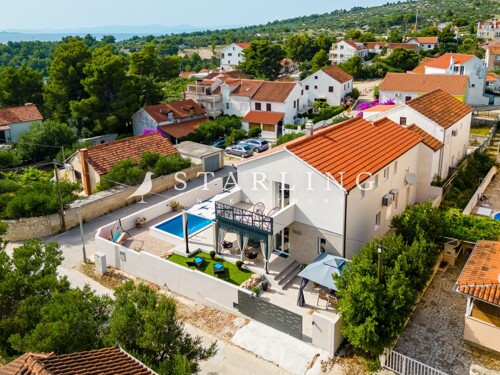 PRODAJA, KUĆA, BRAČ, MILNA, 220 m2