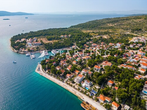 Thumbnail 6158790 - 4