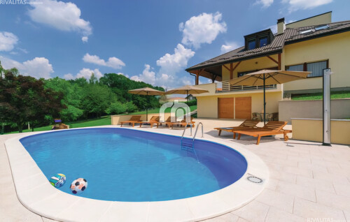 BREZOVICA-KUĆA 267.70M2+OKUĆNICA 2067M2-BEZ PROVIZIJE ZA KUPCE!