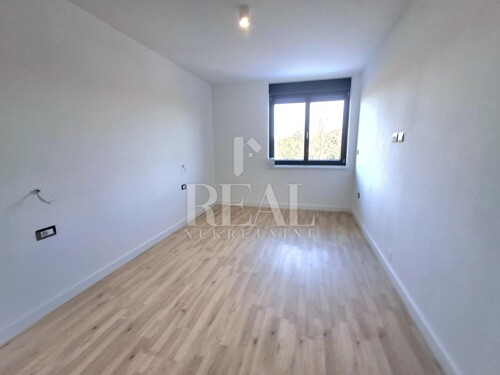 Thumbnail 6158833 - 13