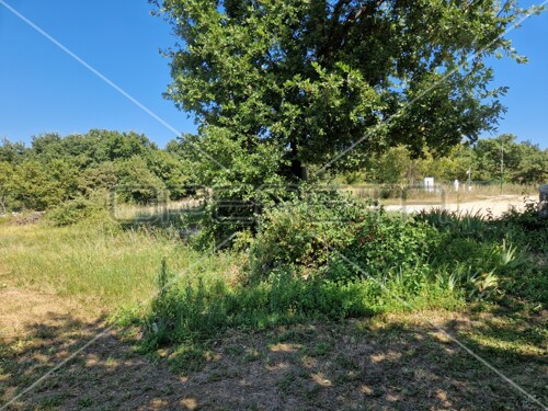 Istra, Marčana, građevinsko zemljište 1112 m2 poslovne namjene sa građevi...