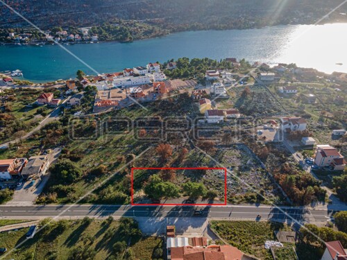 Građevinsko zemljište s mogućim pogledom na more, Grebaštica, 710 m2