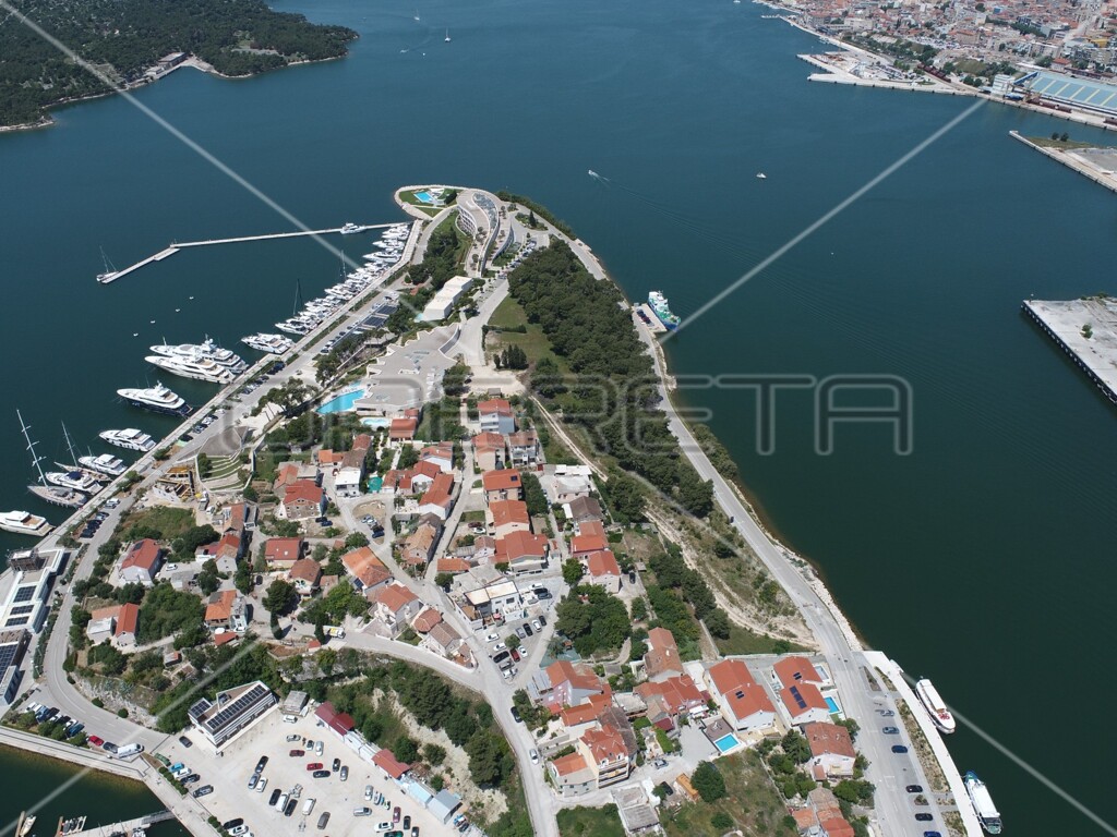 Image 6158974 - 2