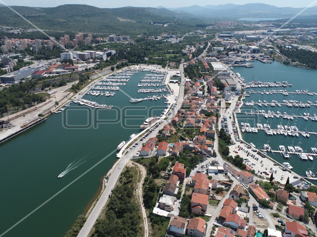 Image 6158974 - 4