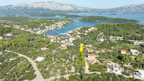 Izvanredno građevinsko zemljište u Lumbardi: Savršeno za miran boravak i i...