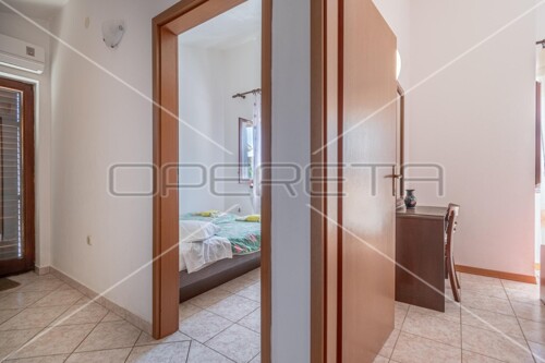 Thumbnail 6159002 - 8
