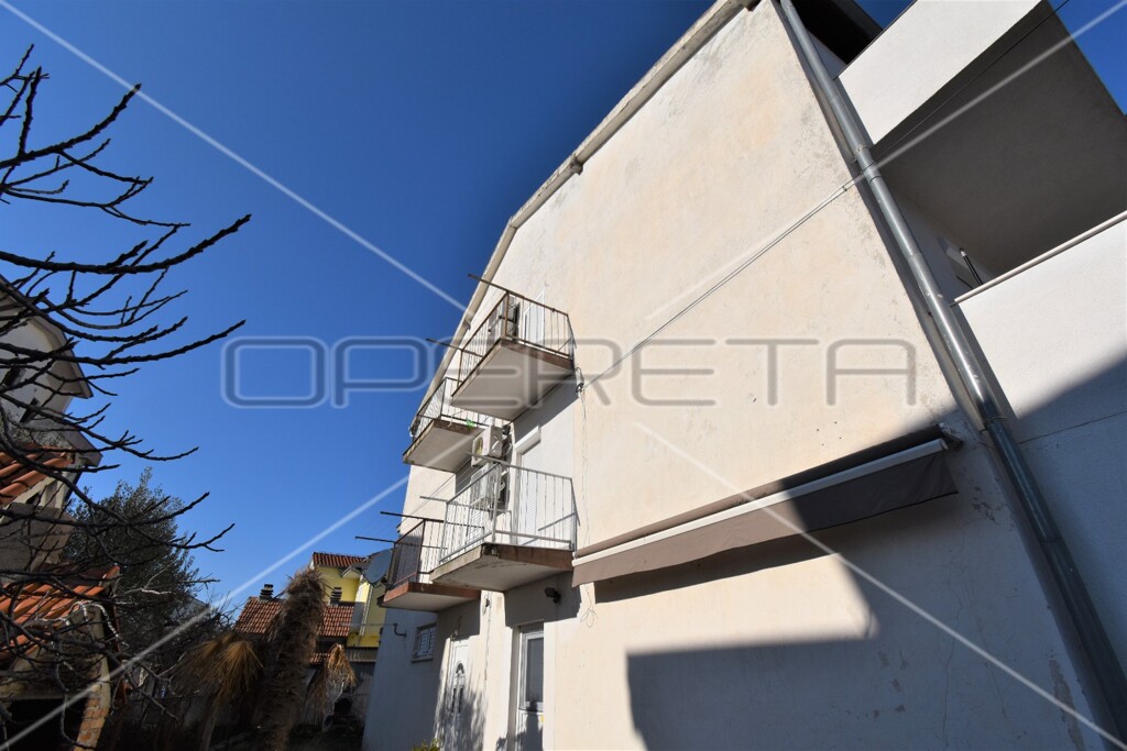 Image 6159066 - 11