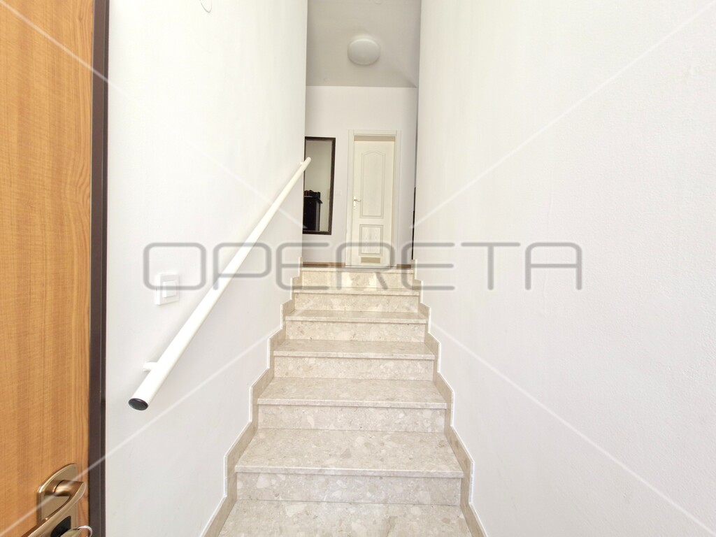 Image 6159648 - 15