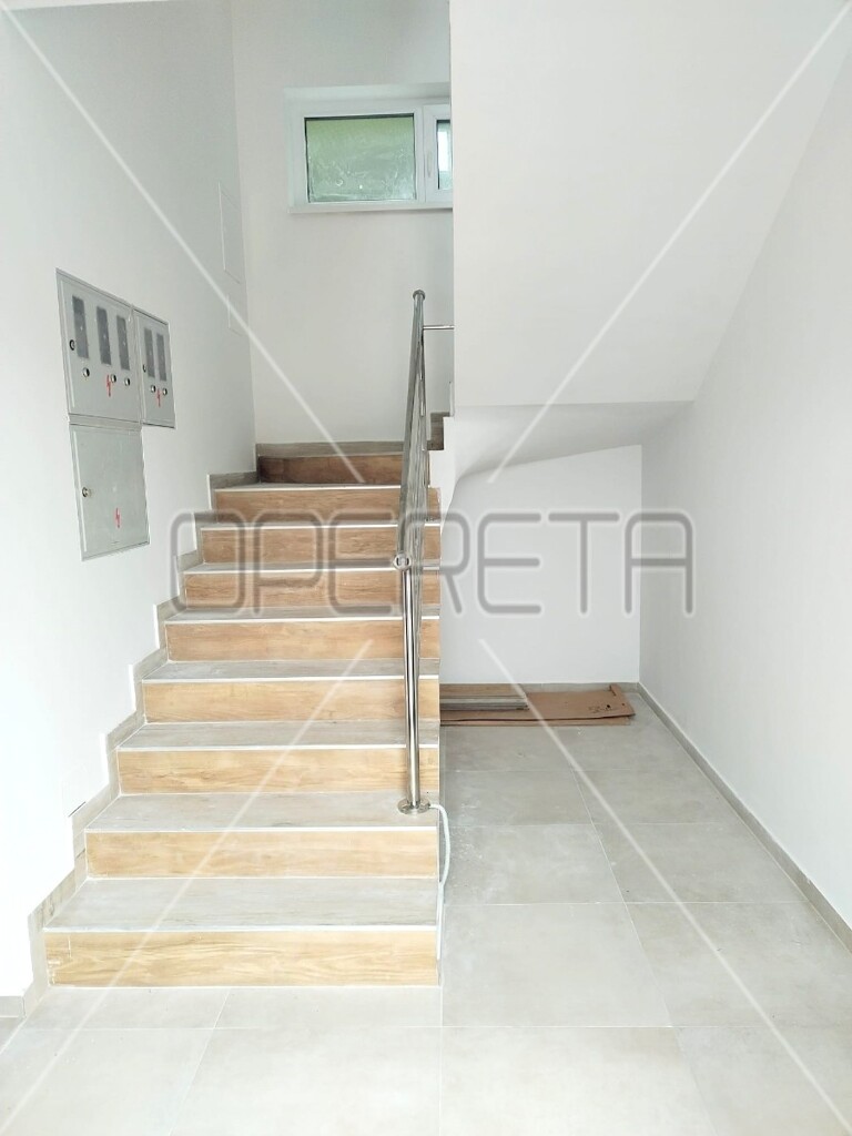 Image 6159650 - 8