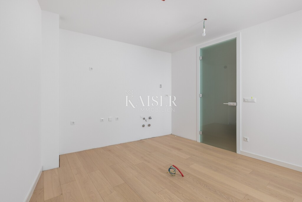 Image 6162639 - 6