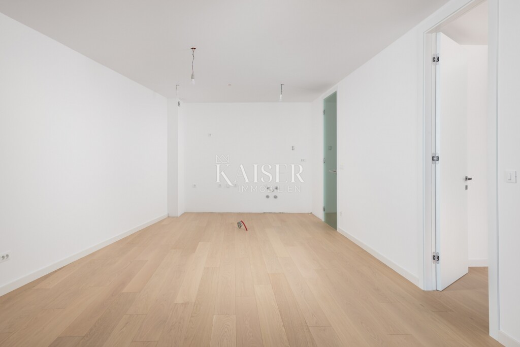 Image 6162639 - 23