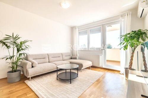 Zagreb, Lovinčićeva, funkcionalan dvosoban stan NKP 58 m2 + GPM