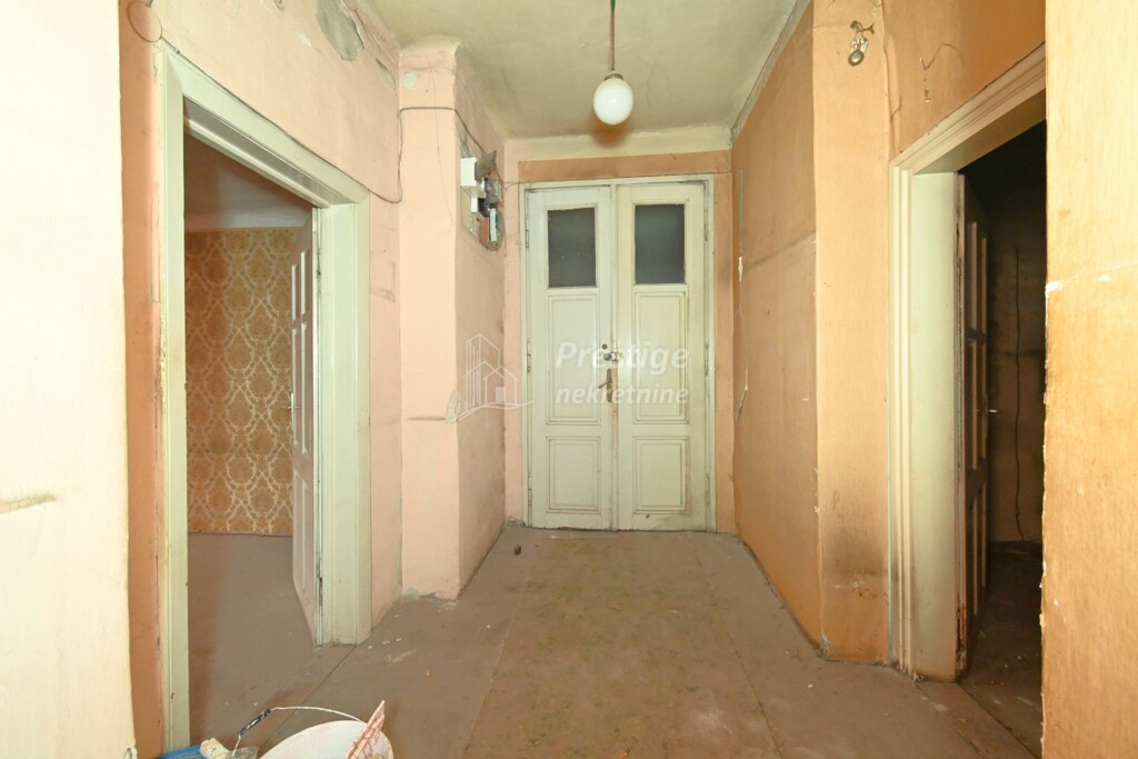 Image 6162992 - 6