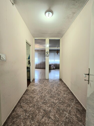 Thumbnail 6163046 - 8