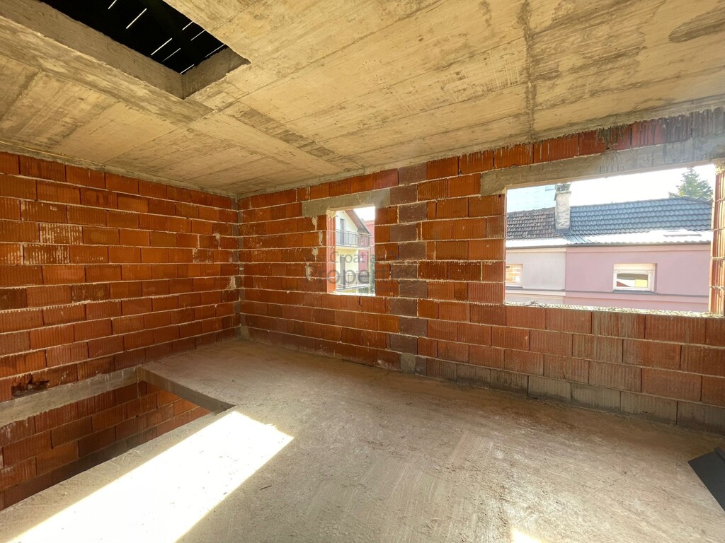 Image 6163115 - 14