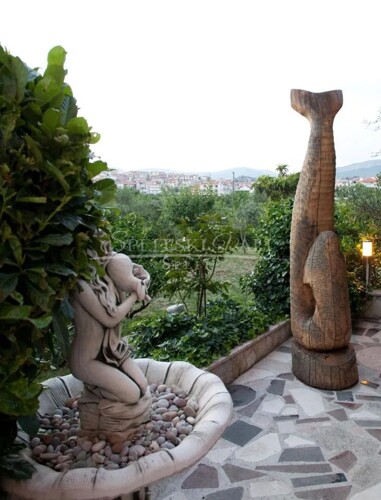 Thumbnail 6163135 - 12