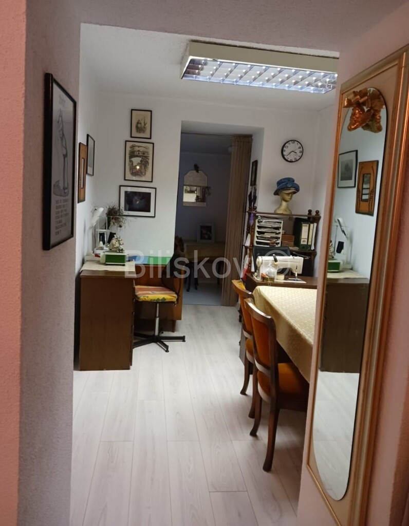 Image 6163468 - 2