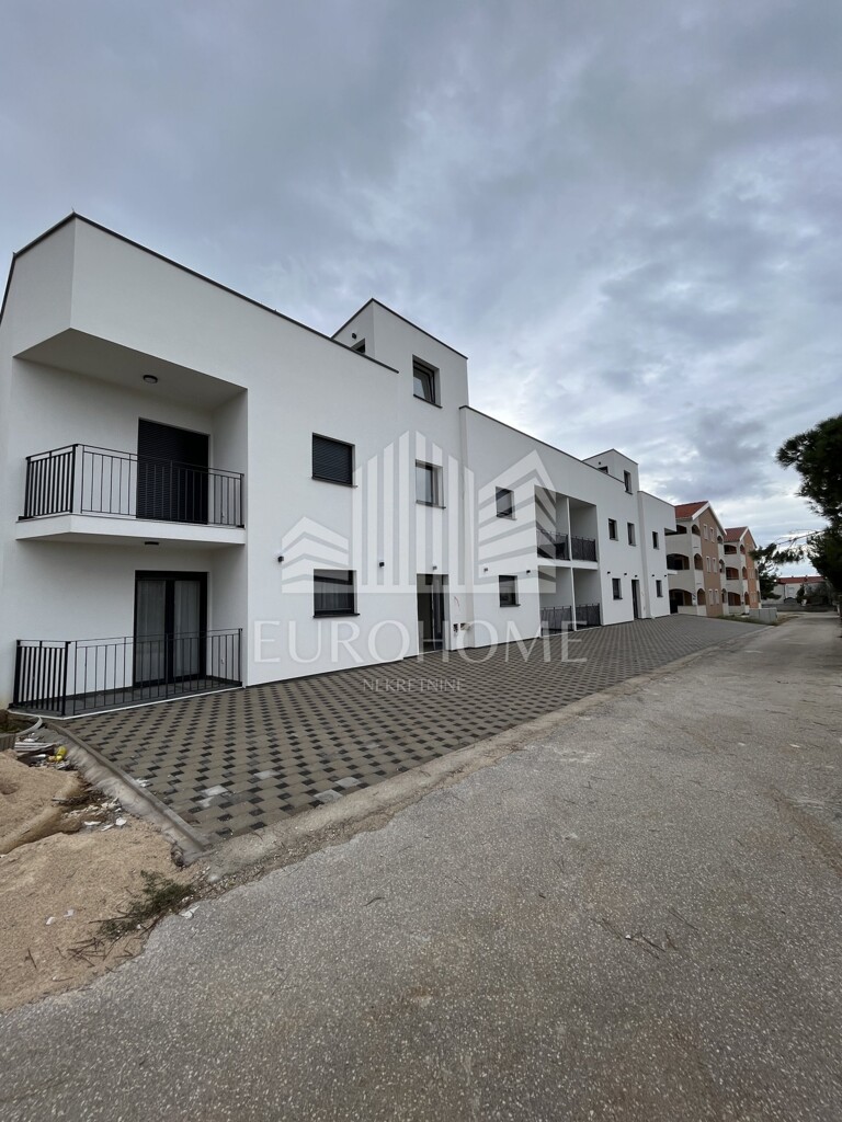 Image 6163479 - 5