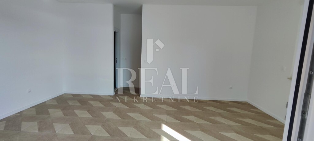 Image 6163489 - 5
