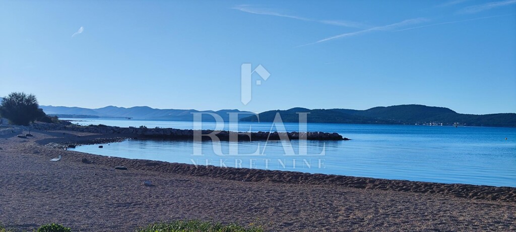 Image 6163499 - 1