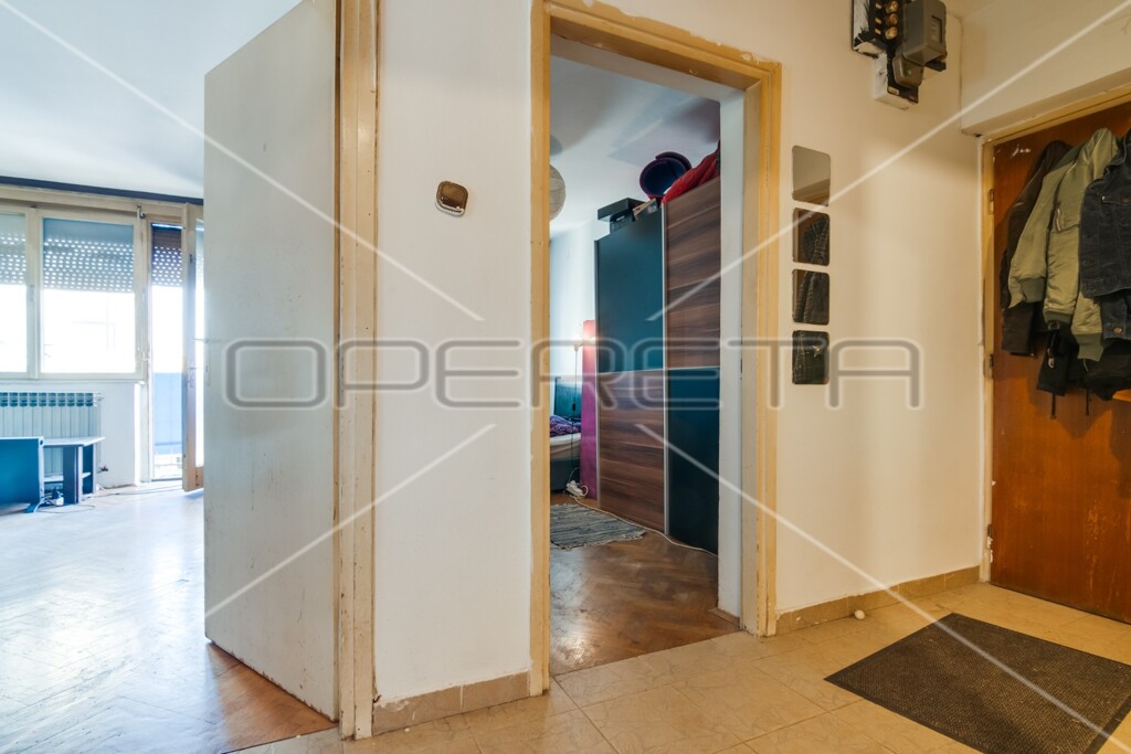 Image 6163610 - 8