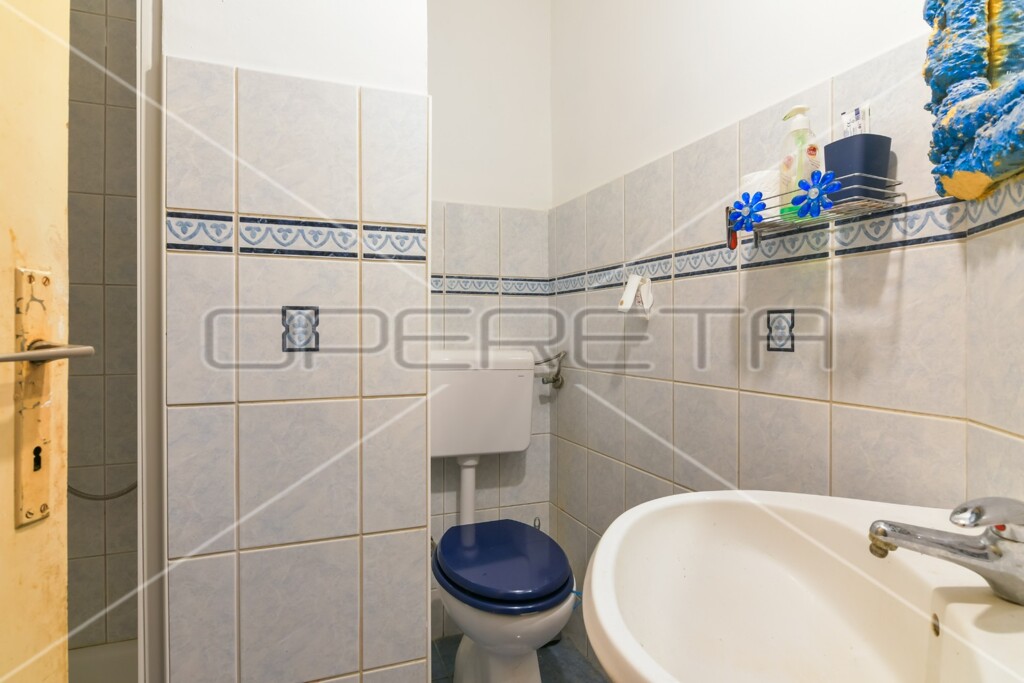 Image 6163610 - 5