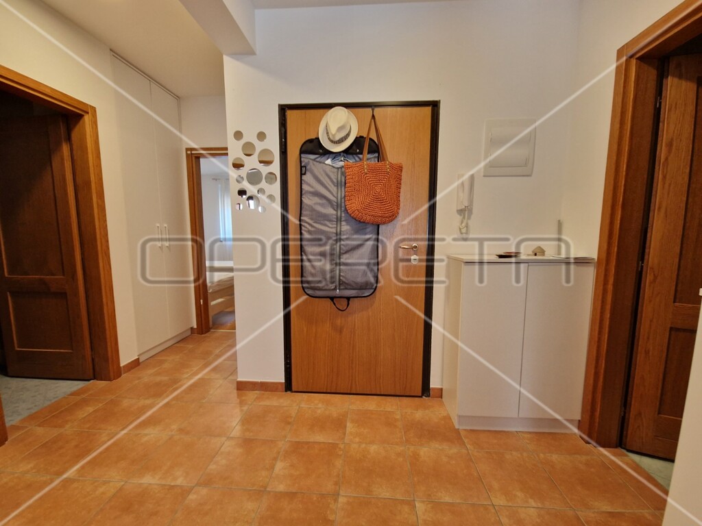 Image 6163631 - 5