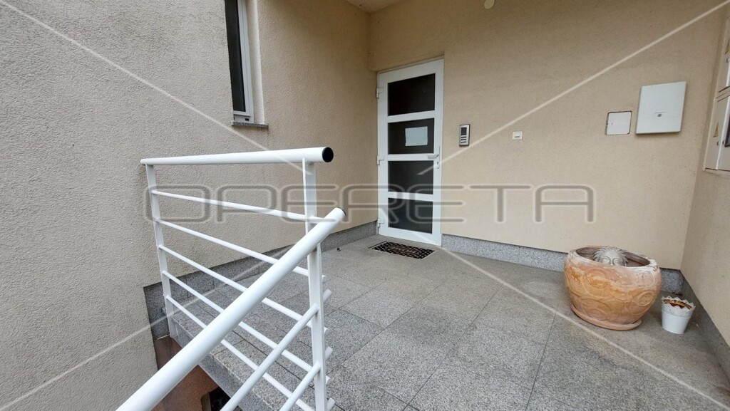 Image 6163661 - 17