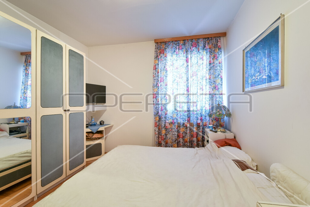 Image 6163668 - 6