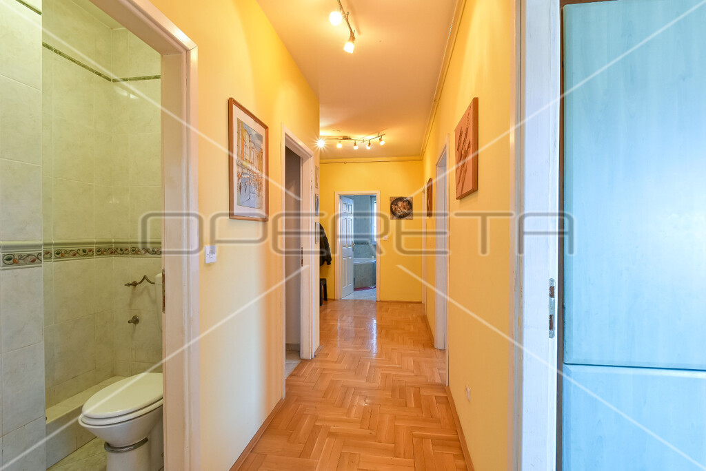 Image 6163668 - 9
