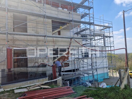 Prekrasan penthouse u novogradnji sa pogledom na 2 min od KB Dubrava
