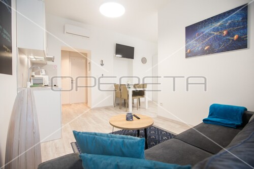 Thumbnail 6163726 - 3