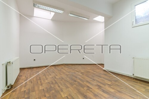 Thumbnail 6163759 - 4