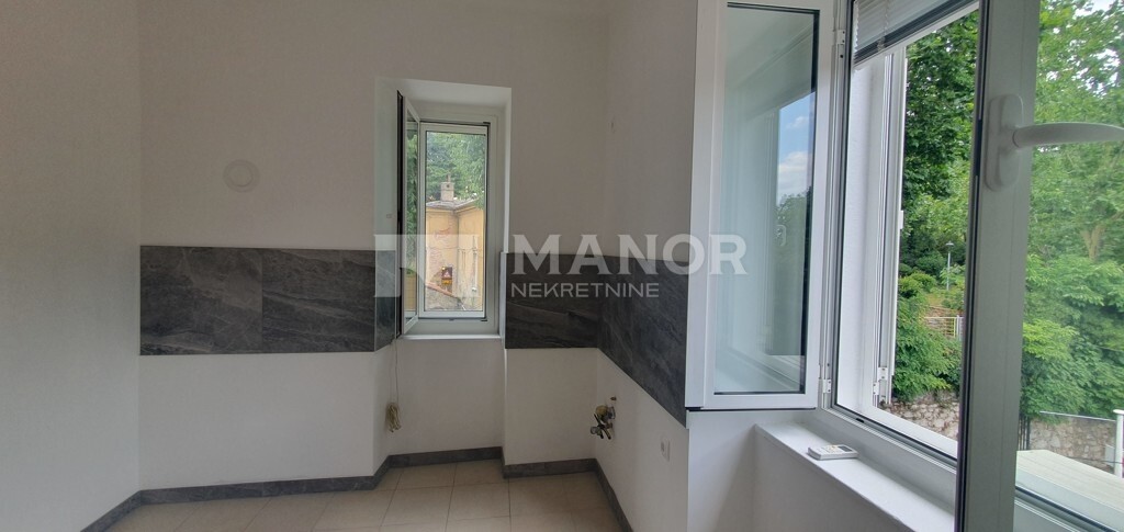 Image 6163775 - 2