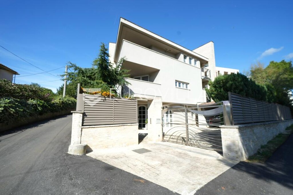 Image 6164180 - 2