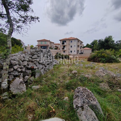 KRK, MALINSKA građevinsko zemljište od 642 m2