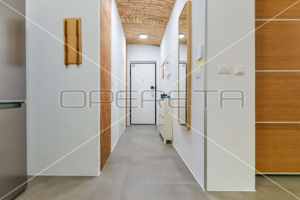 Image 6164327 - 6