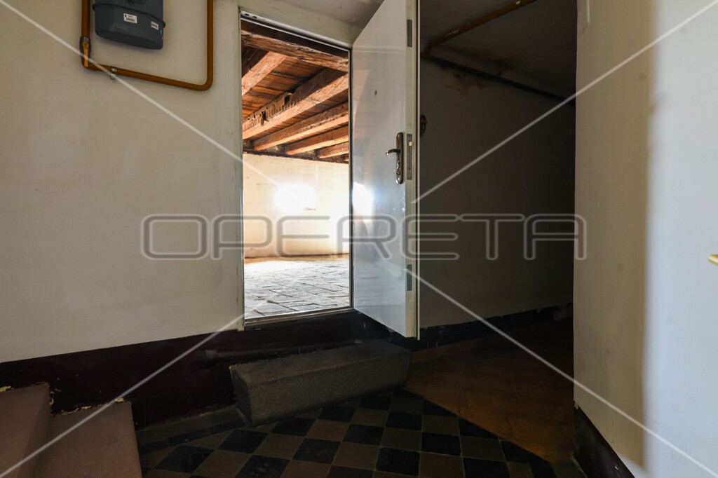 Image 6164328 - 3