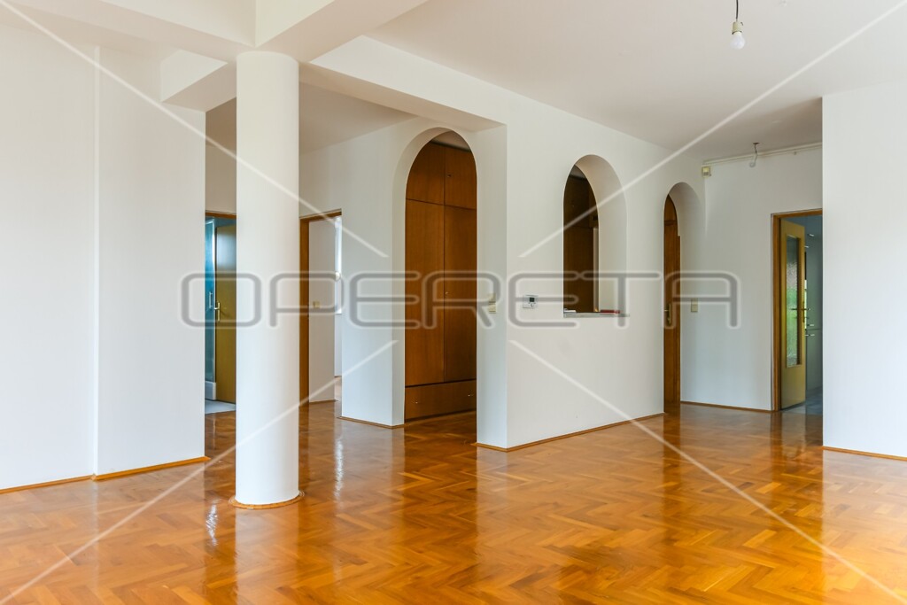 Image 6164333 - 4