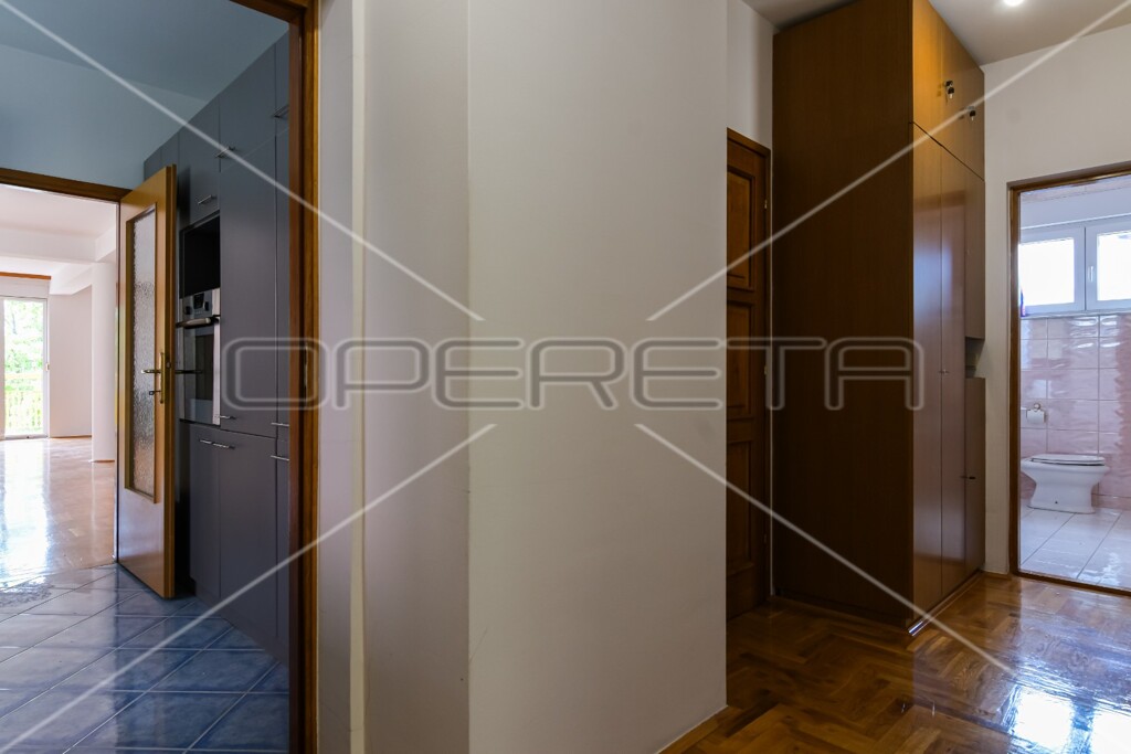Image 6164333 - 9
